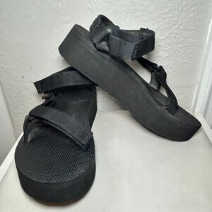 Teva Universal Platform Sandals‎ Womens US 8 Black Strappy Flatform Casual